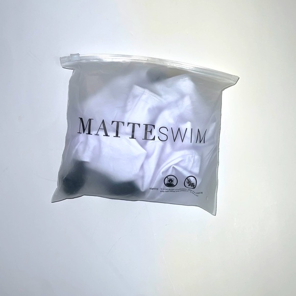 Swimsuit Matte Collection - Picture 2 of 4